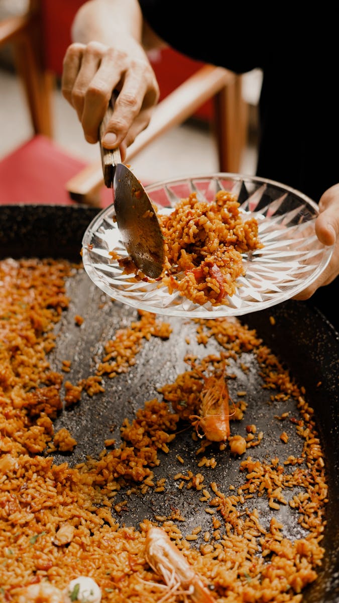 Making Paella - The Serve